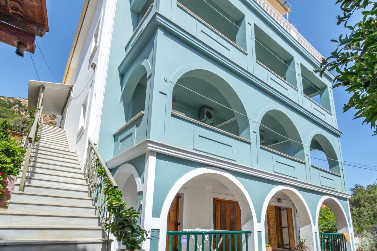 Blue Horizon Apartment *